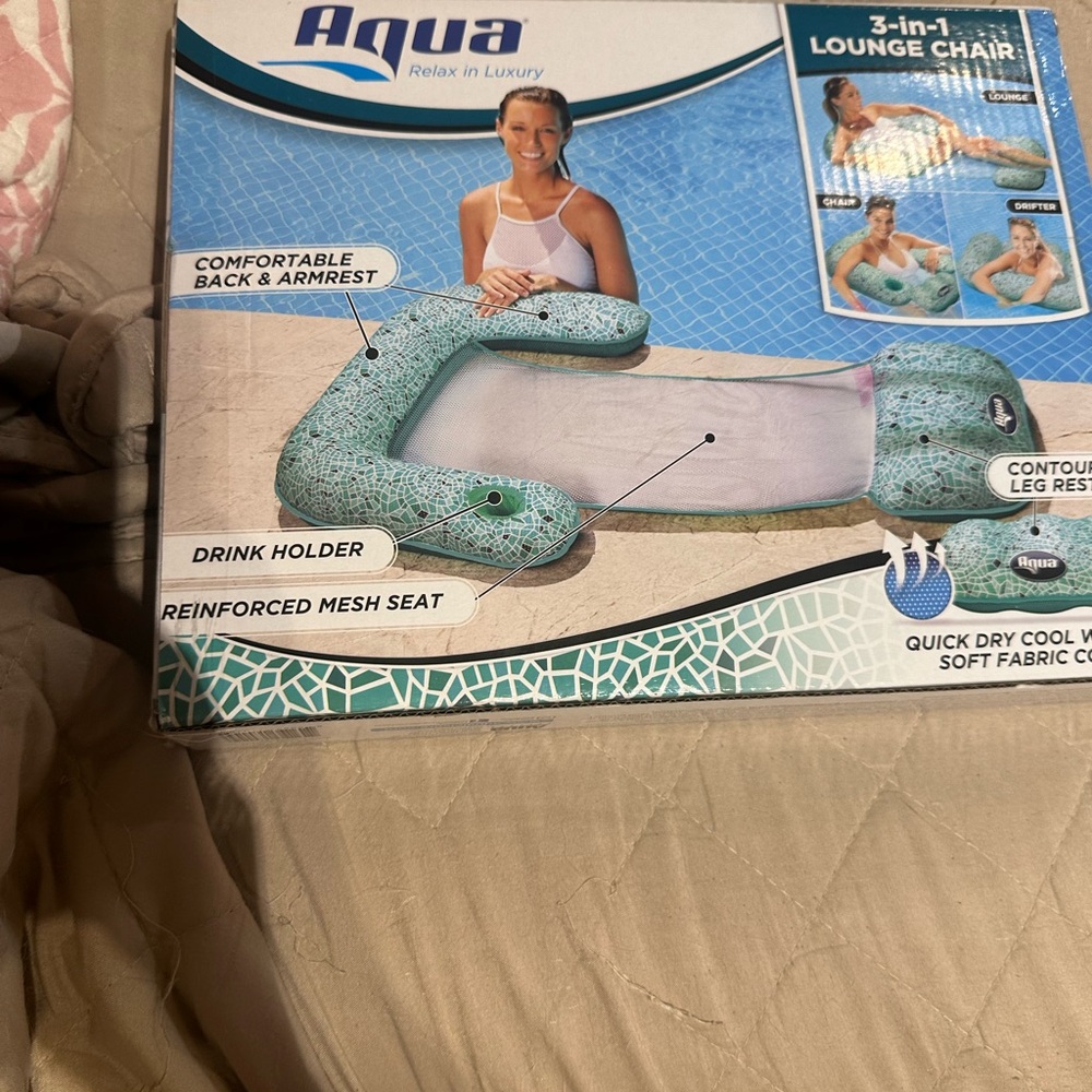 Aqua Inflatable Pool Lounge Chair - Picture 2 of 3